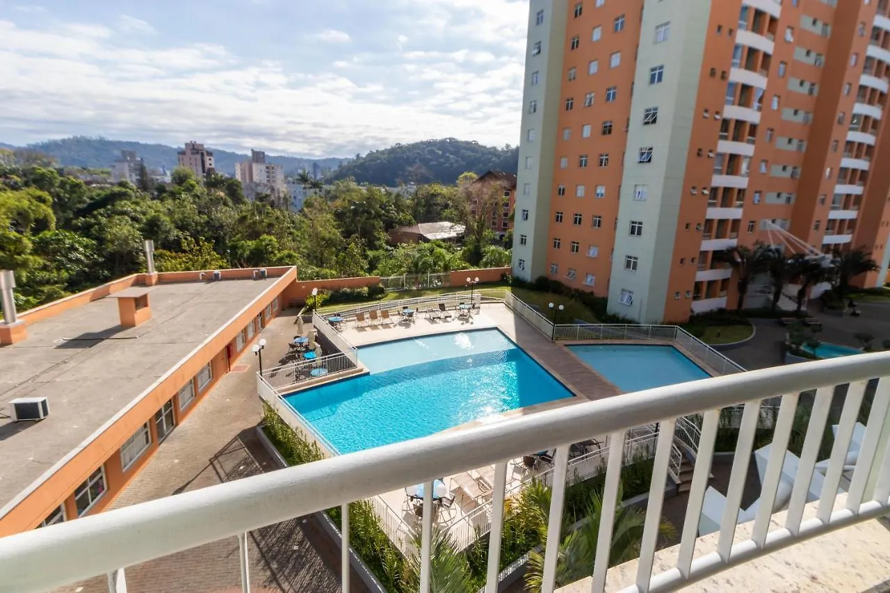 Apartment Vila Germânica Retreat: Cozy 2BR with Pool, Gym & BBQ Balcony Blumenau