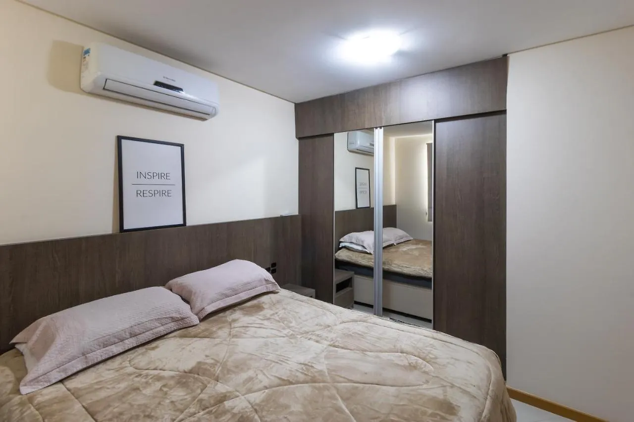 Apto A 10 Min Da Vila Germanica, Dois Quartos, Salas De Estar E Jantar, Cozinha Completa, Sacada Com Churrasqueira, Wi-Fi, Piscina, Academia, Mercadinho 24 Horas E Vaga De Garagem Blumenau
