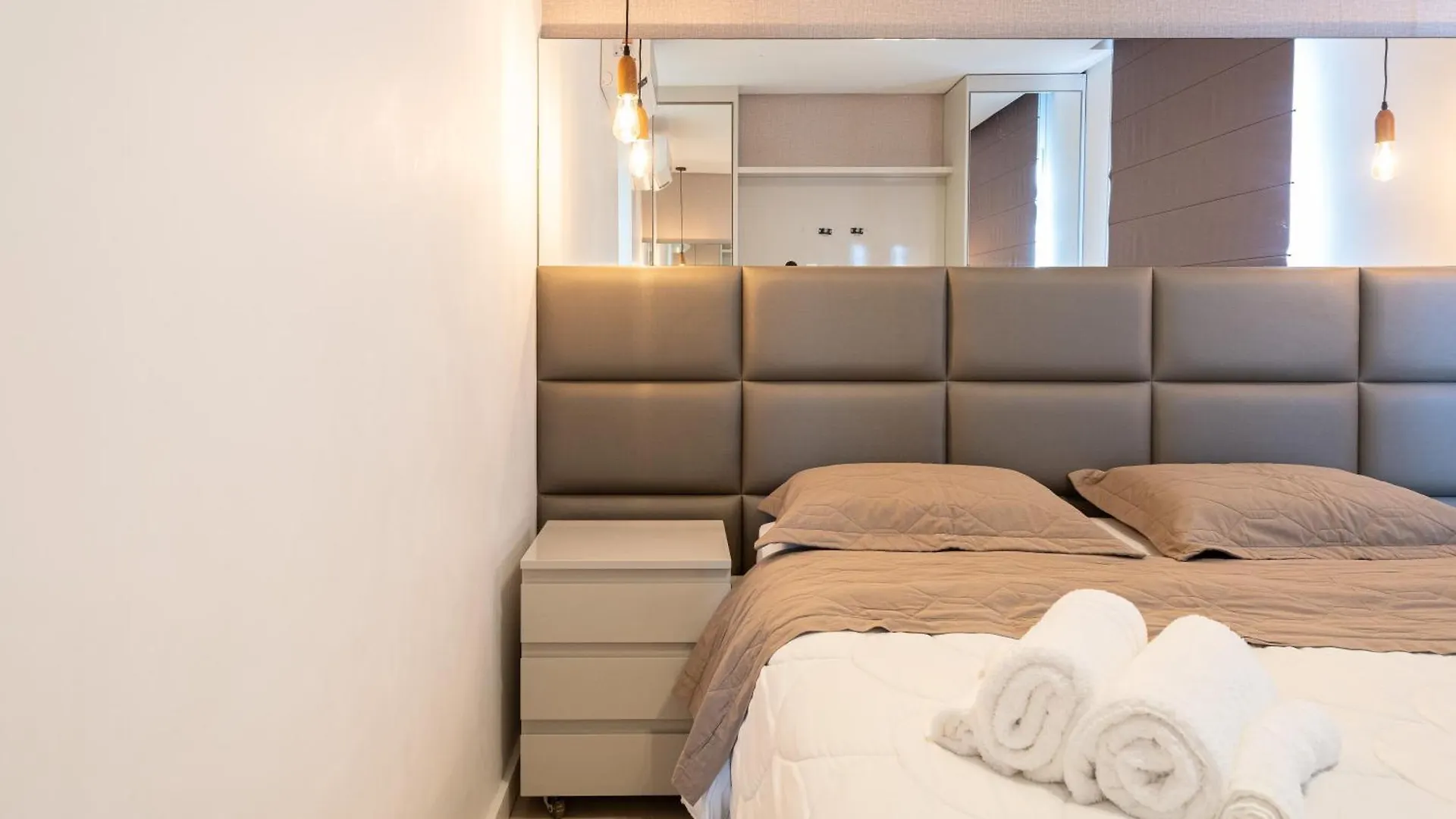 Vila Germânica Retreat: Cozy 2BR with Pool, Gym & BBQ Balcony Blumenau 0*,  Brazil